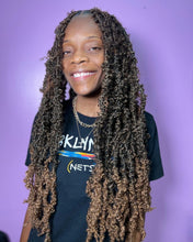 Load image into Gallery viewer, Crochet Butterfly locs (6pack)
